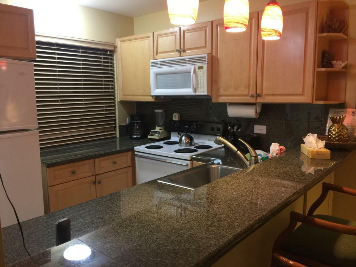 ويليا 9B Ekahi Village-Studio Bath, Garden View - 1 Minute Stroll To Beach! المظهر الخارجي الصورة